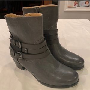 Naturalizer Katrina Women’s Boots! Size 8 NWOT